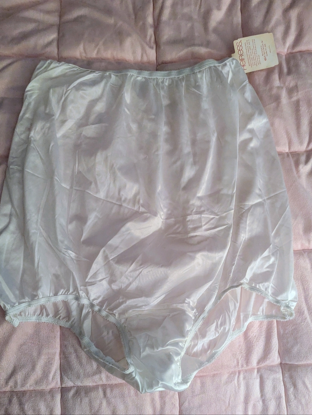 Vintage Heiress white High waisted grandmother panties size 10